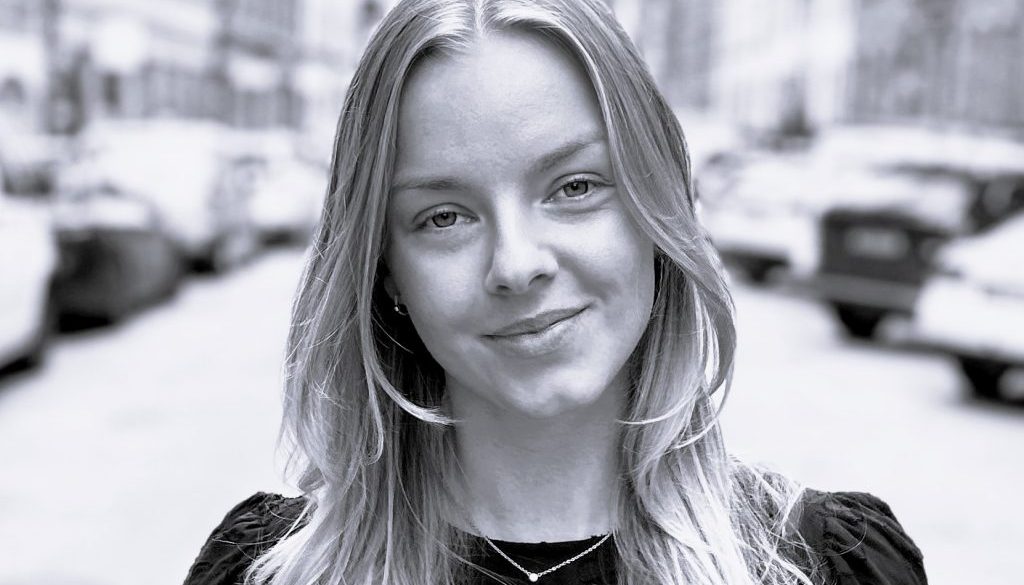 olivia stor bild sv